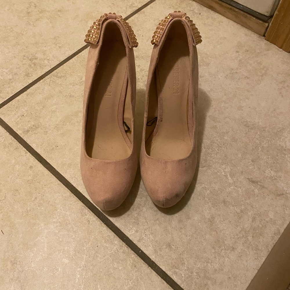 Elegant Pink Beaded Women's Heels